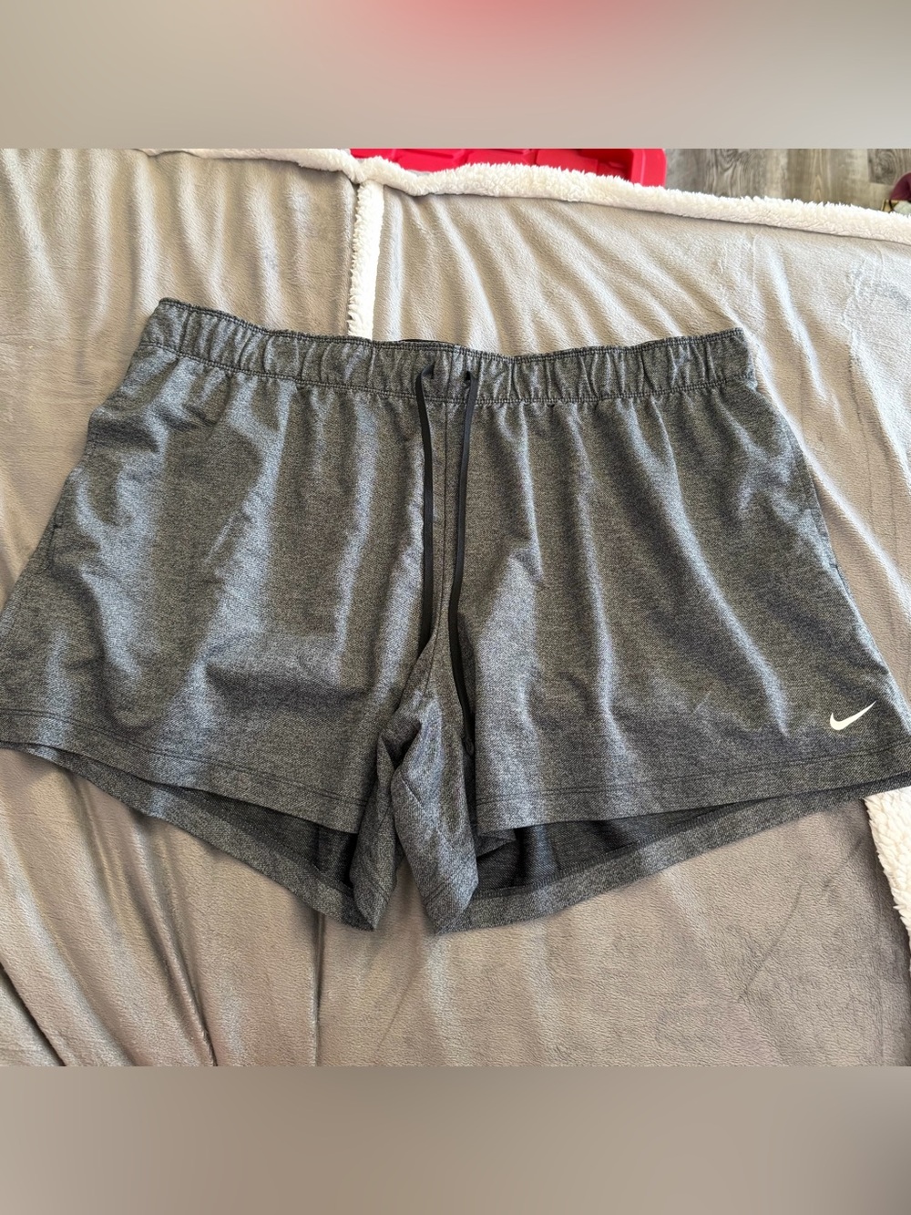 Nike dark grey shorts